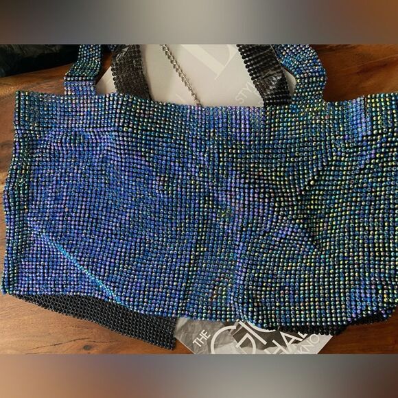 Rectangular short top with crystals and blue straps, new - Picture 5 of 6